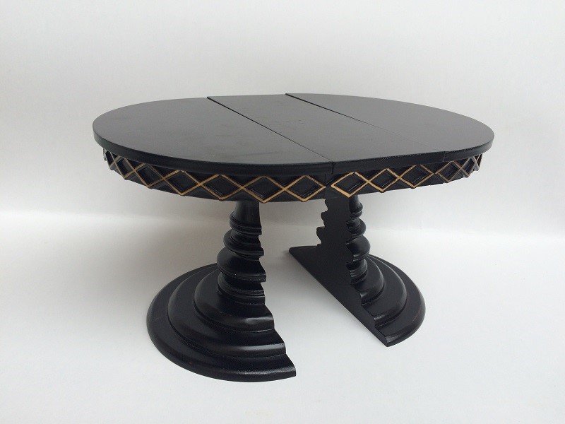 Adjustable Round Table - black